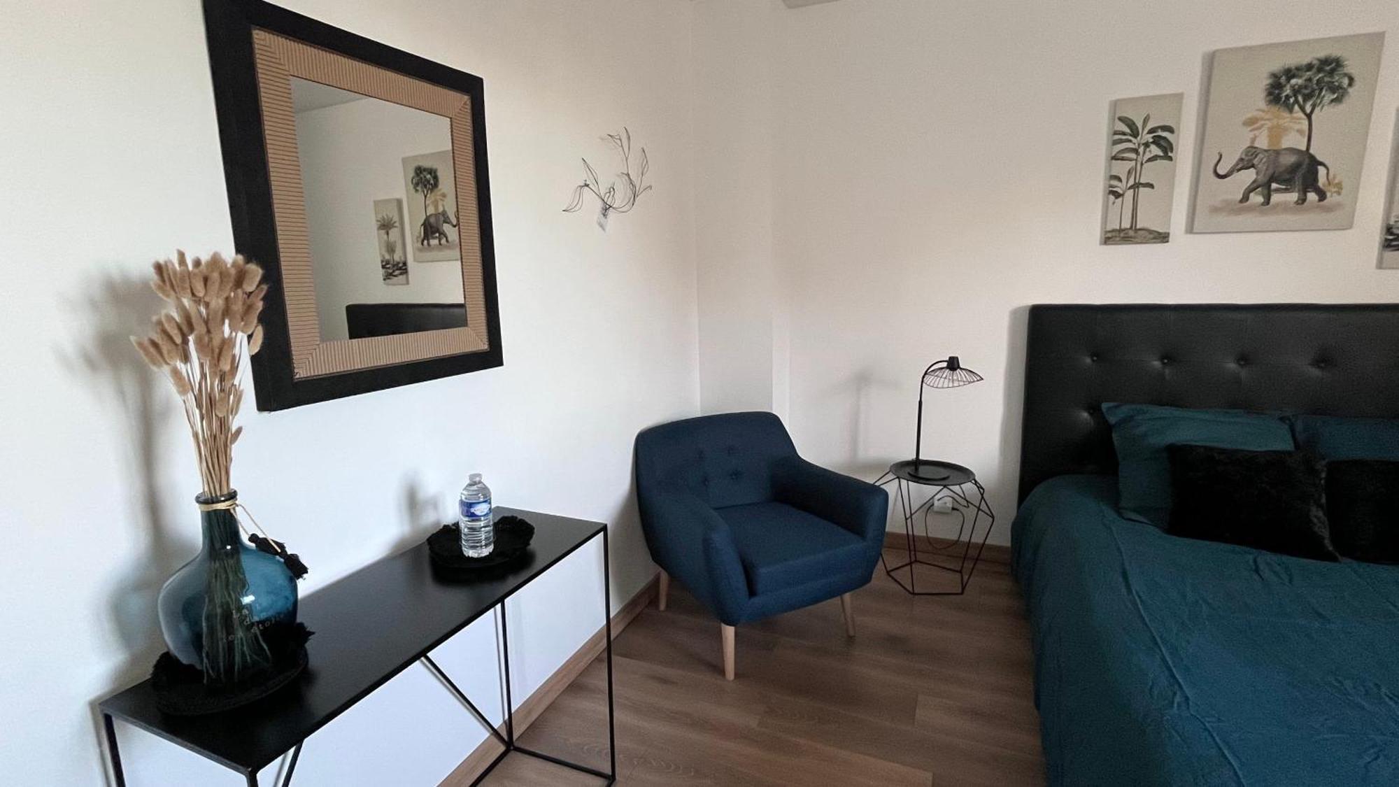 Chambre Au Petit Chateau Tourcoing Exterior photo